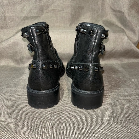 Stuart Weitzman “Go West” Studded Leather Ankle Boots Size 7 - Picture 3 of 10